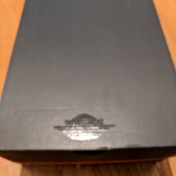 Jordan XXXII BG brand new in box - Picture 3 of 3